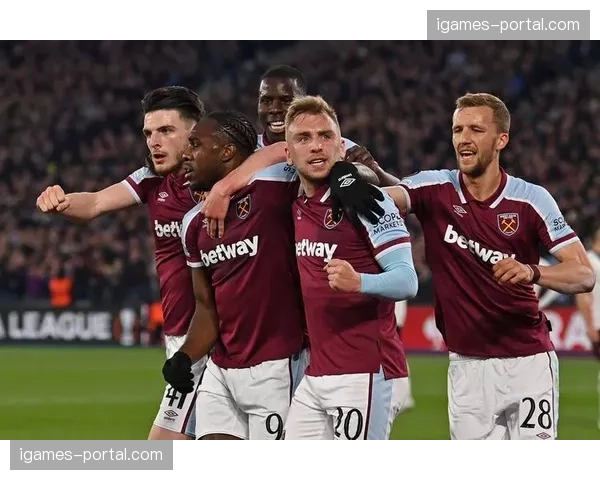 分析:对比英超,德甲联赛在攻防转换第三区的决策效率上有何结构性差异? 分析:对比英超,德甲联赛在攻防转换第三区的决策效率上有何结构性差异?